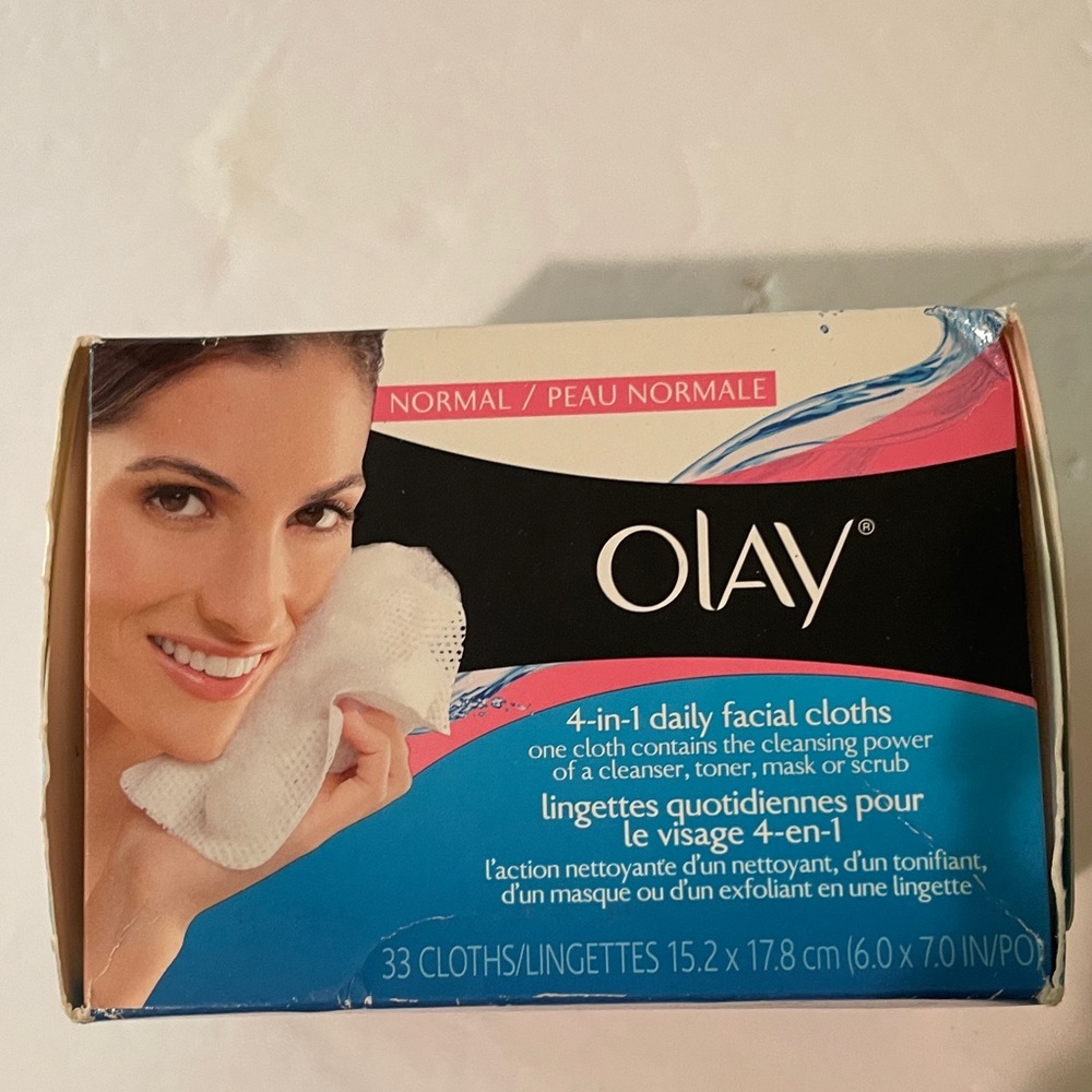 OLAY 4-in-1 Daily Facial Cloths -